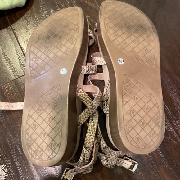 Donald J Pliner Sandal - Picture 2 of 3